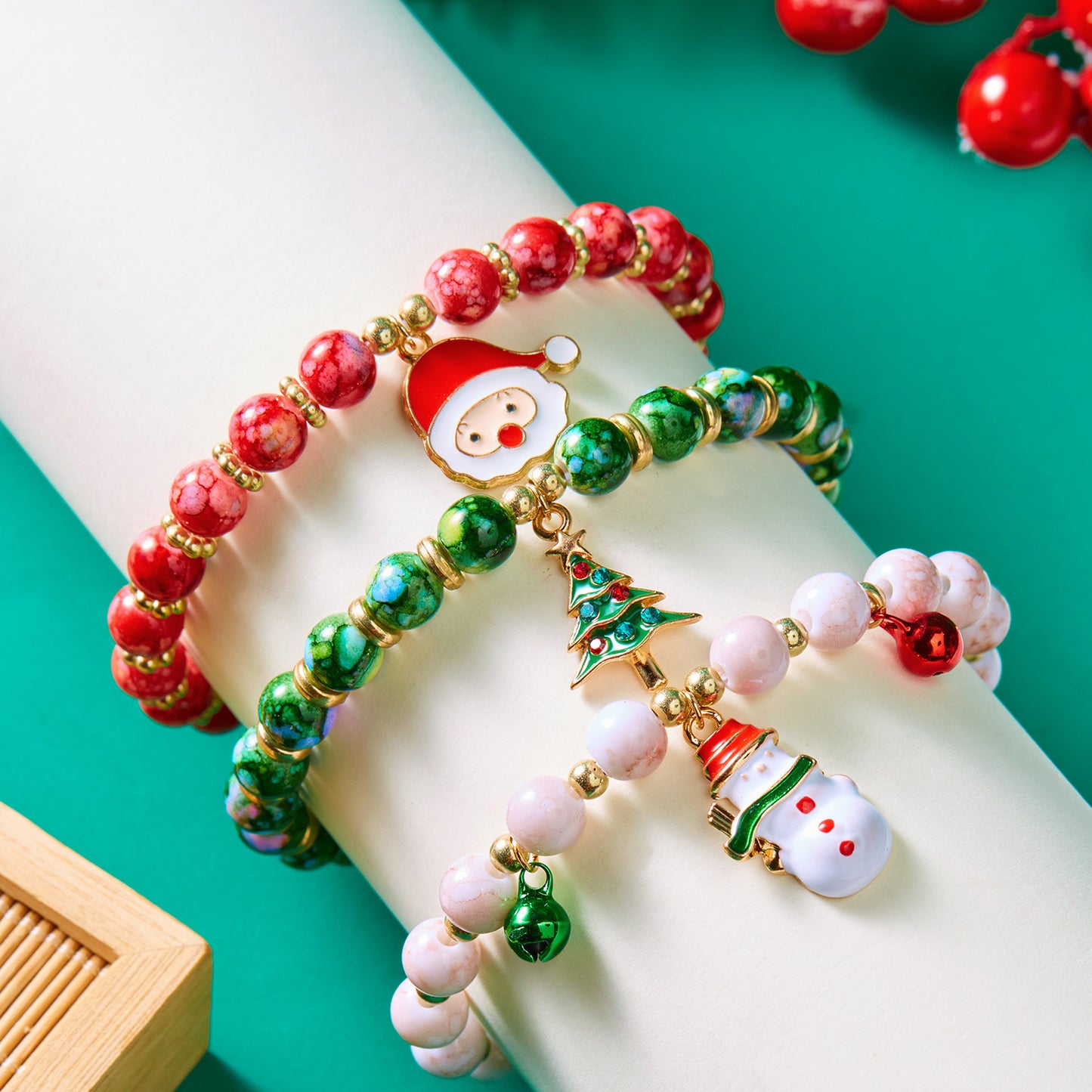 Christmas Beaded Pendant Bracelet Set